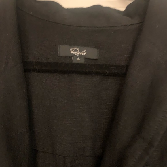 Rails Georgie Linen Romper - Picture 3 of 3